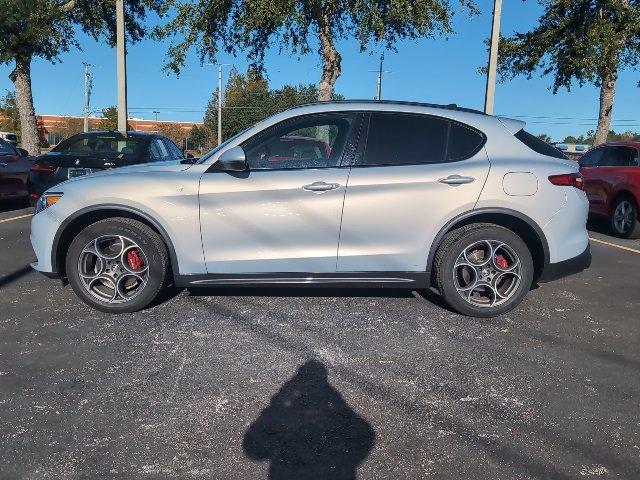 2022 alfa romeo stelvio ti