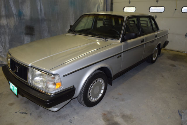 1990 volvo 240 dl, 5 speed manual