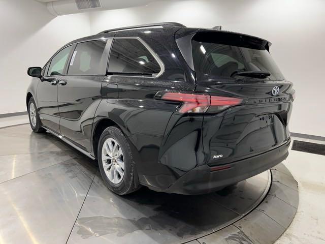 2021 toyota sienna xle