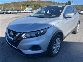 2022 Nissan Rogue Sport s