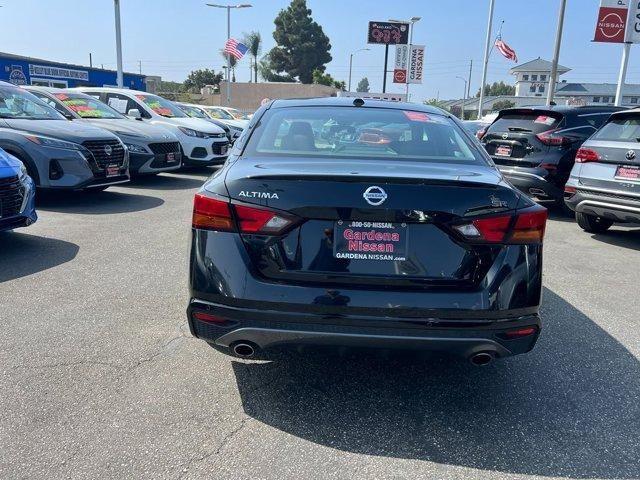 2021 nissan altima