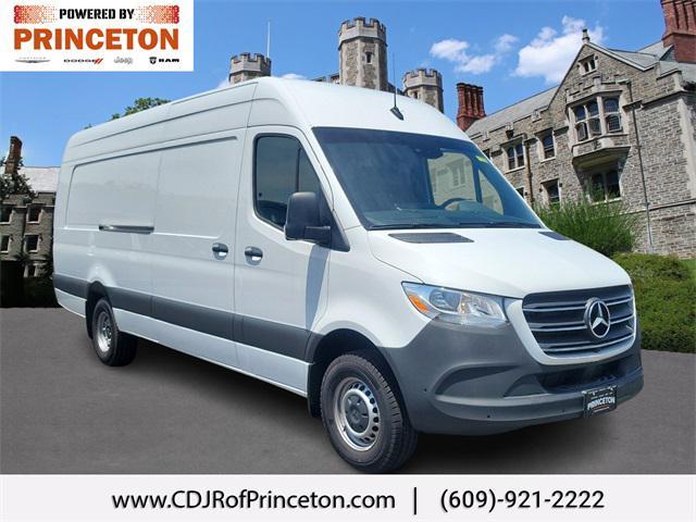 2024 mercedes-benz sprinter 3500 high roof