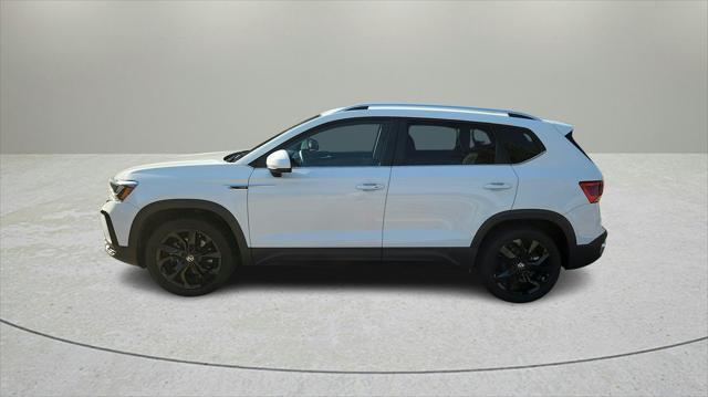 2023 volkswagen taos 1.5t se