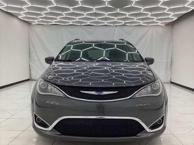 2019 chrysler pacifica touring l