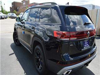 2024 Volkswagen Atlas peak edition sel 4motion