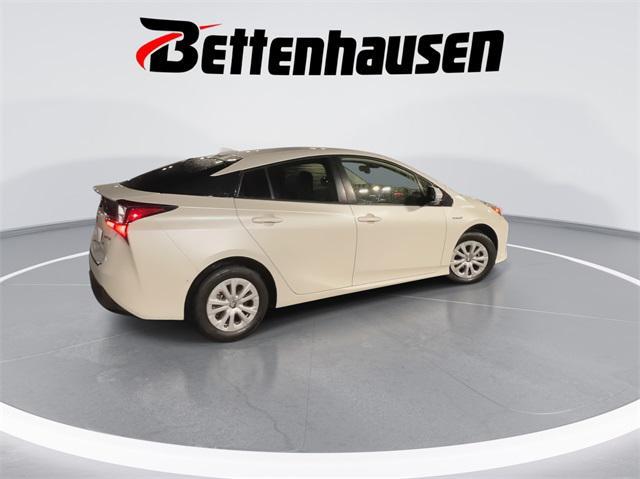 2020 toyota prius le