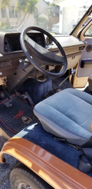 vw vanagon 1985 1.9l gl " custom doka double cab clone "
