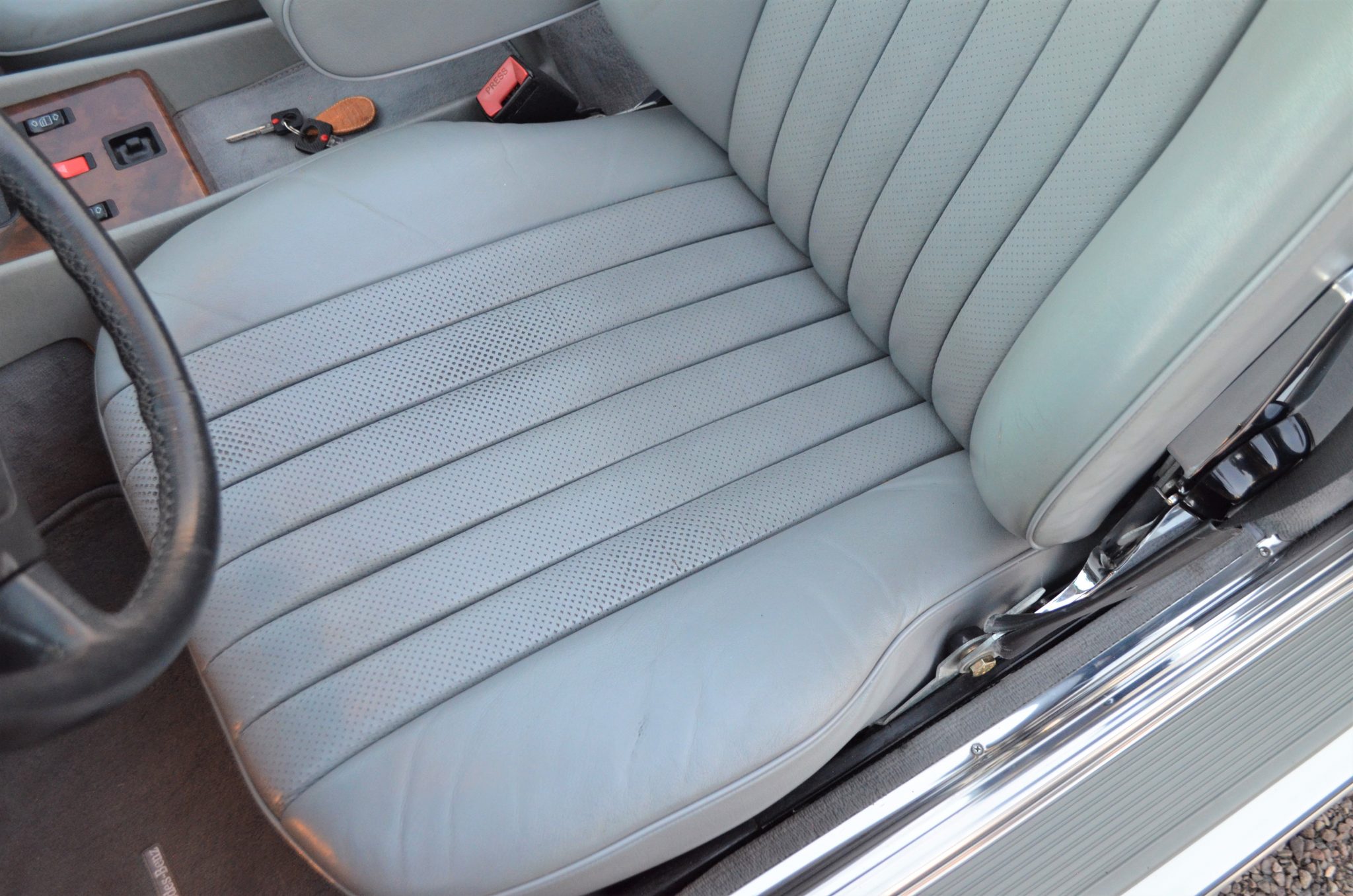 1989 mercedes-benz 560sl