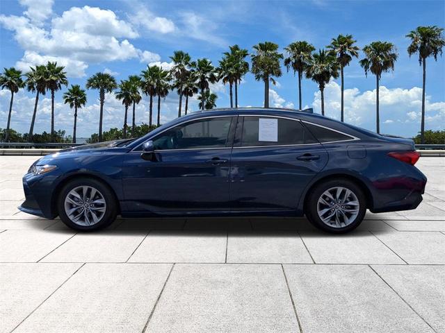 2020 toyota avalon xle
