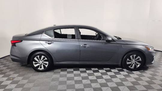 2020 Nissan Altima