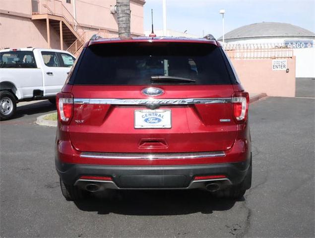 2018 ford explorer xlt