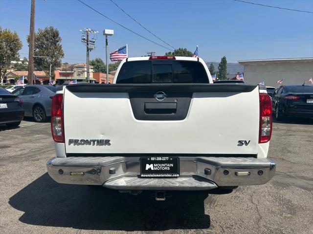 2015 nissan frontier sv