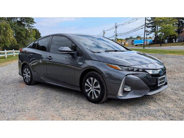 2021 toyota prius prime limited
