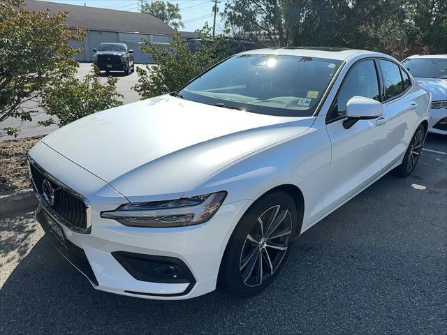 2021 volvo s60 t6 momentum