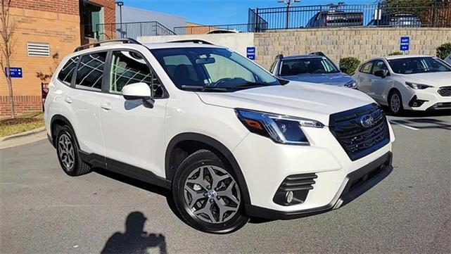 2023 subaru forester premium