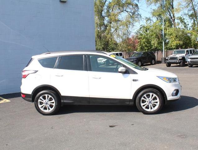 2017 ford escape se