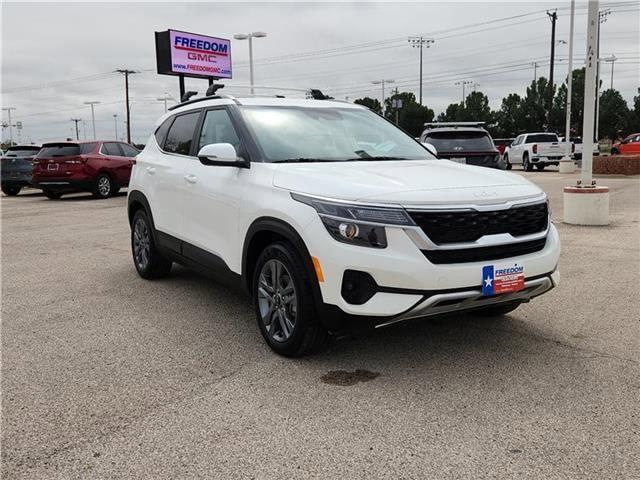 2023 kia seltos s