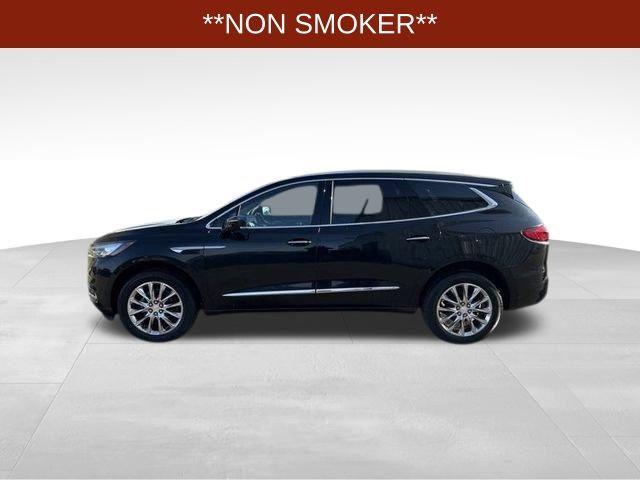 2021 buick enclave essence