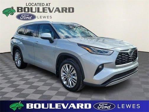 2024 toyota highlander platinum in georgetown, delaware