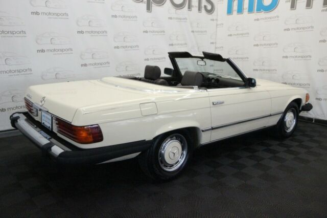 1985 mercedes-benz 380sl rwd 2 door convertible