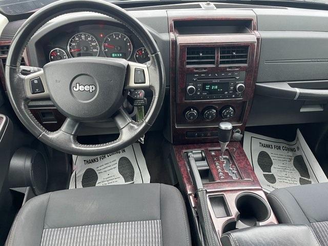 2010 jeep liberty renegade