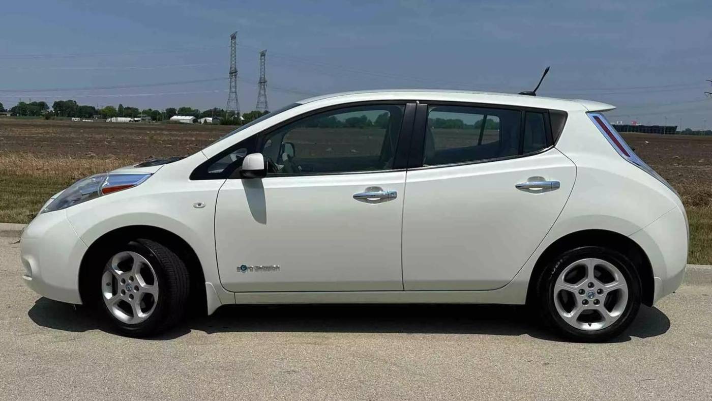 2012 nissan leaf sl
