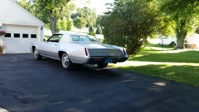 1967 cadillac eldorado 429ci fully option silver exterior, red interior