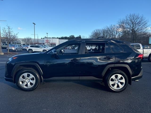 2021 toyota rav4 le