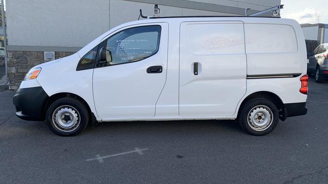 2016 nissan nv200 sv