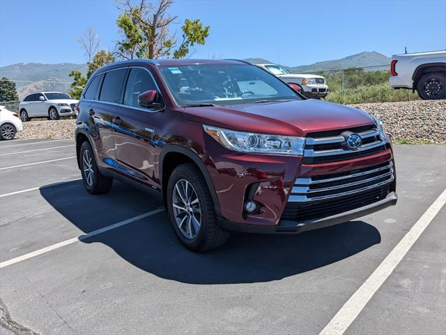 2019 toyota highlander hybrid xle