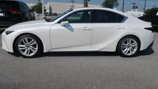 2023 lexus is 300 base