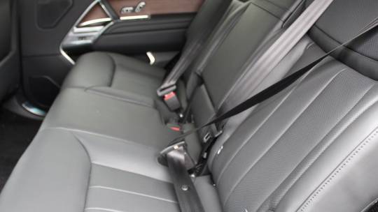 2025 Land Rover se