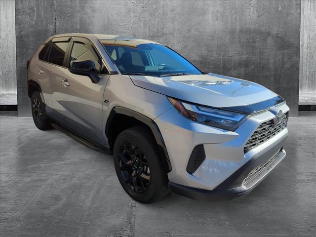 2023 toyota rav4 le