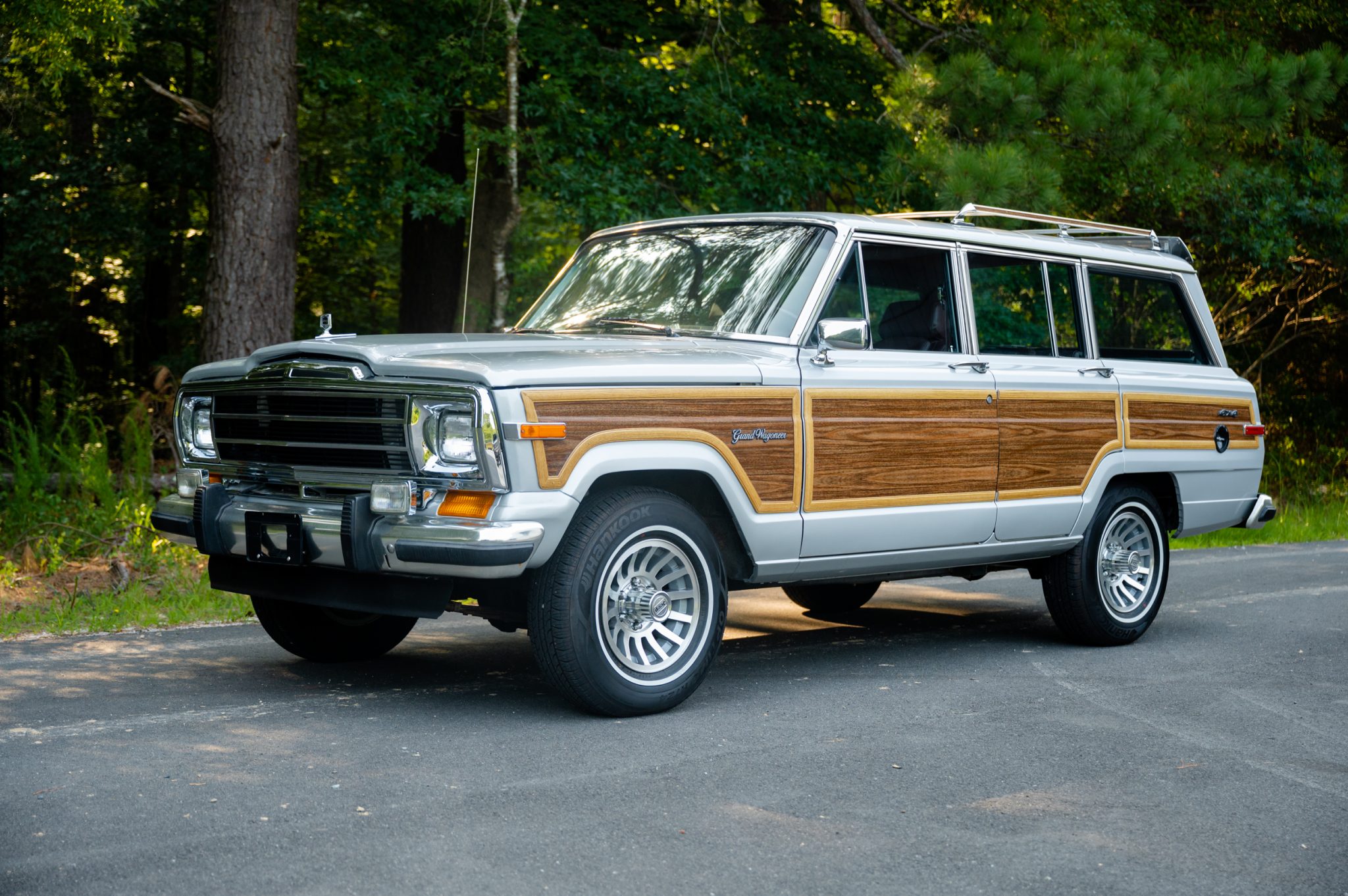 1989 jeep grand wagoneer