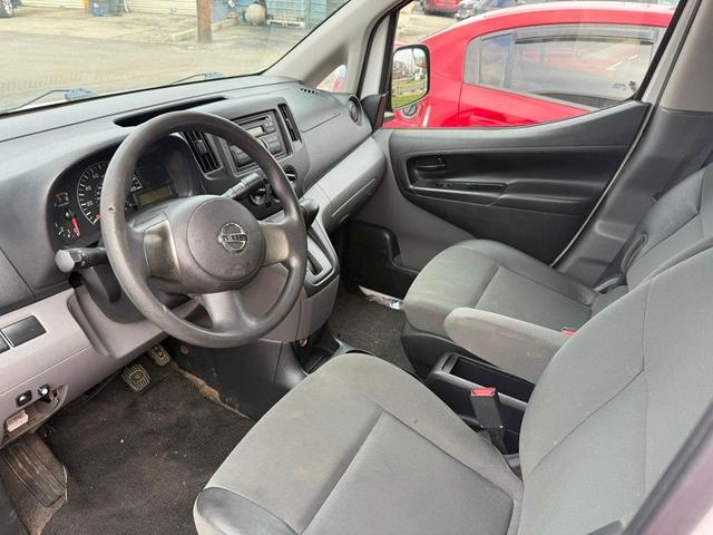 2014 nissan nv200 s
