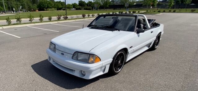 1987 ford mustang convertible white rwd manual gt