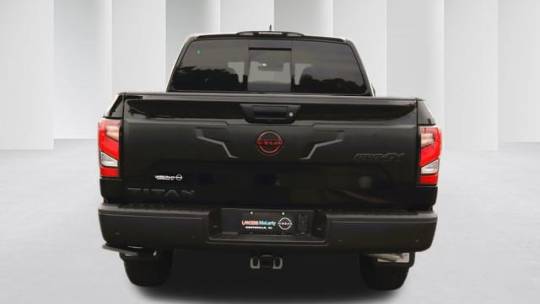 2024 Nissan Titan pro-4x