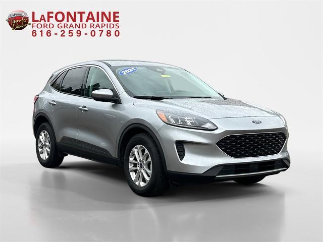 2021 ford escape se