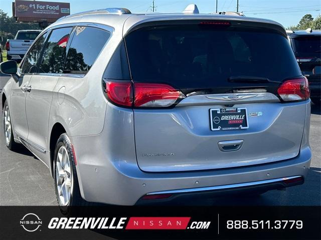 2020 chrysler pacifica touring-l plus