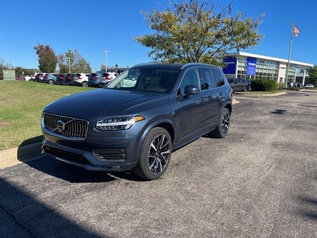 2022 volvo xc90 t6 awd momentum 6 seater
