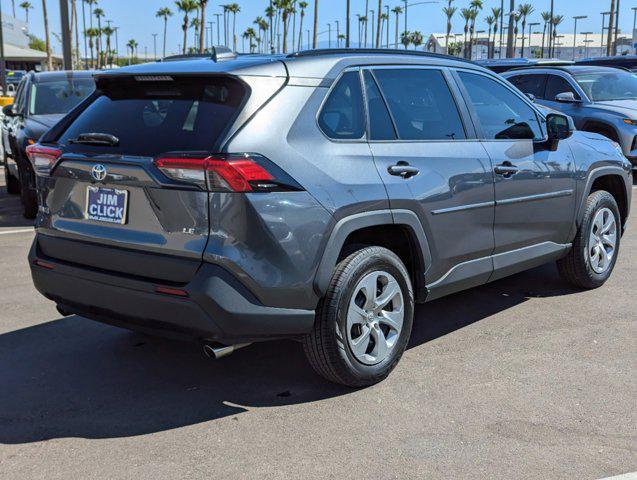2021 toyota rav4 le