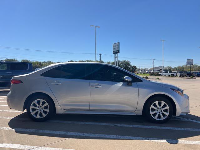 2021 toyota corolla le