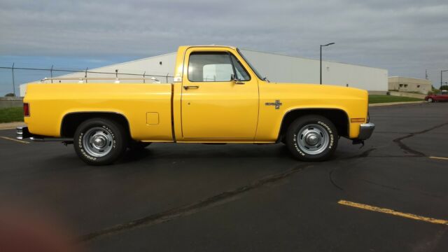 1981 chevrolet c-10 silverado regular cab short box 2 wheel drive super nice!!!
