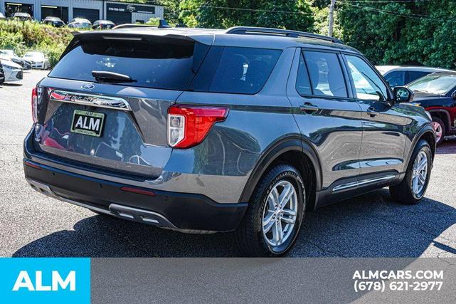 2023 ford explorer xlt
