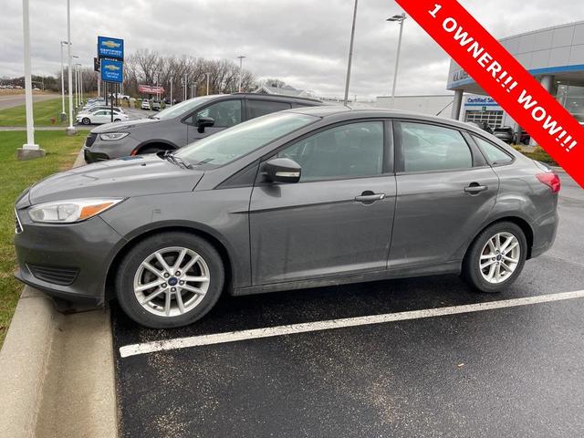 2015 ford focus se