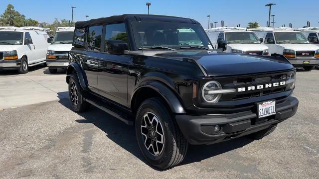 2022 ford bronco base