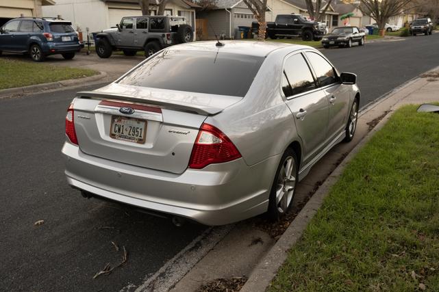 2010 ford fusion sport