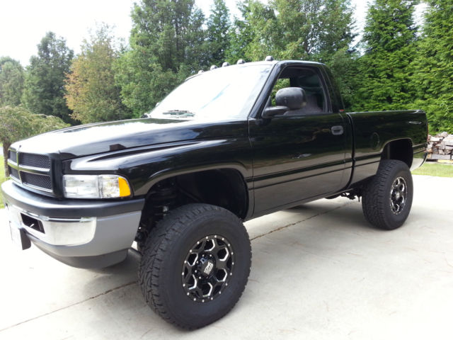 1994 dodge ram 2500 short bed standard cab pickup 2-door 5.9l 4x4