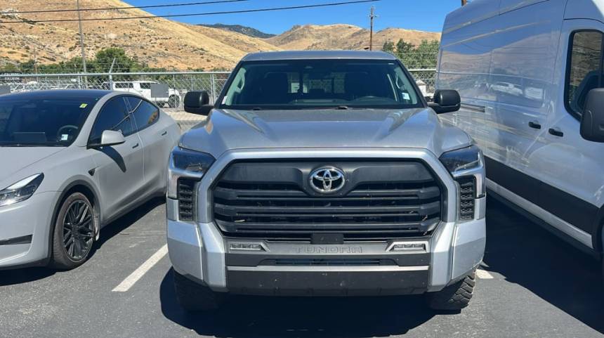 2022 toyota tundra sr5