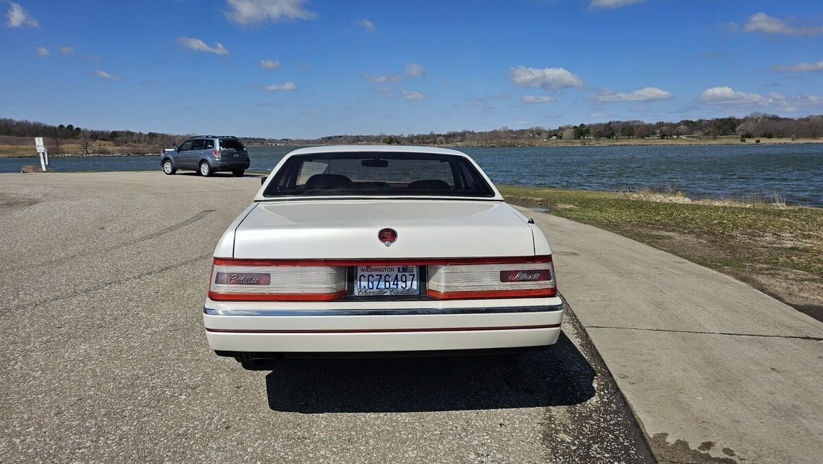1990 cadillac allante white cv